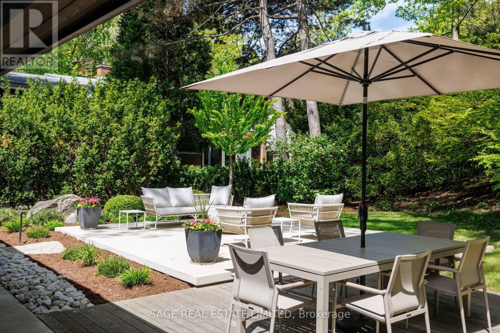 16 RIPPLEWOOD ROAD Image 24