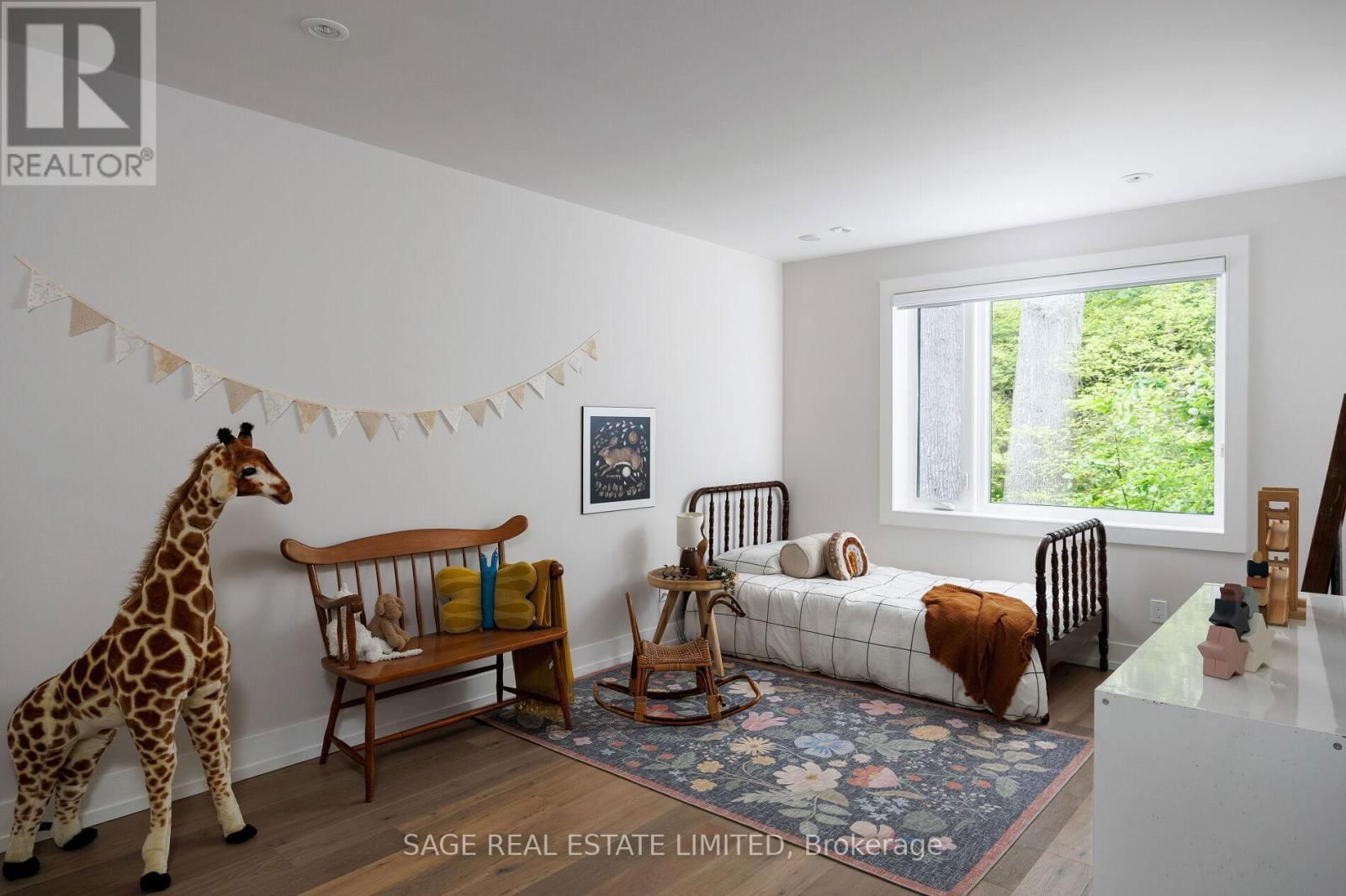16 RIPPLEWOOD ROAD Image 33