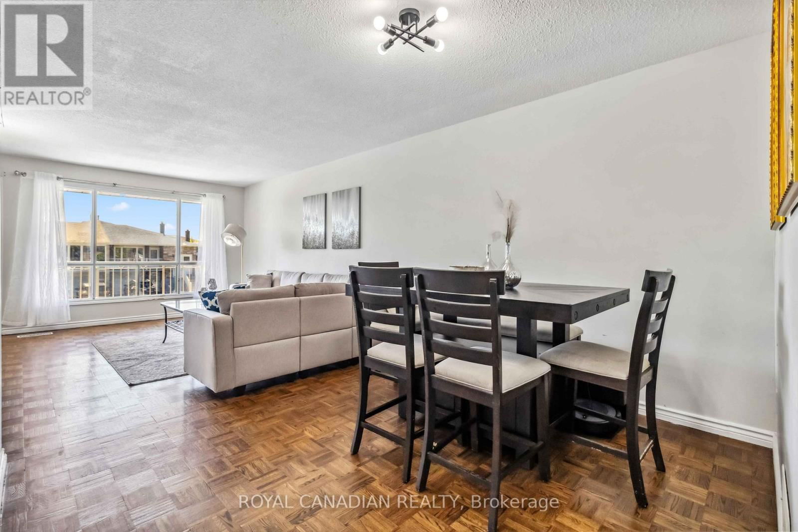 37 JELLICOE CRESCENT Image 6