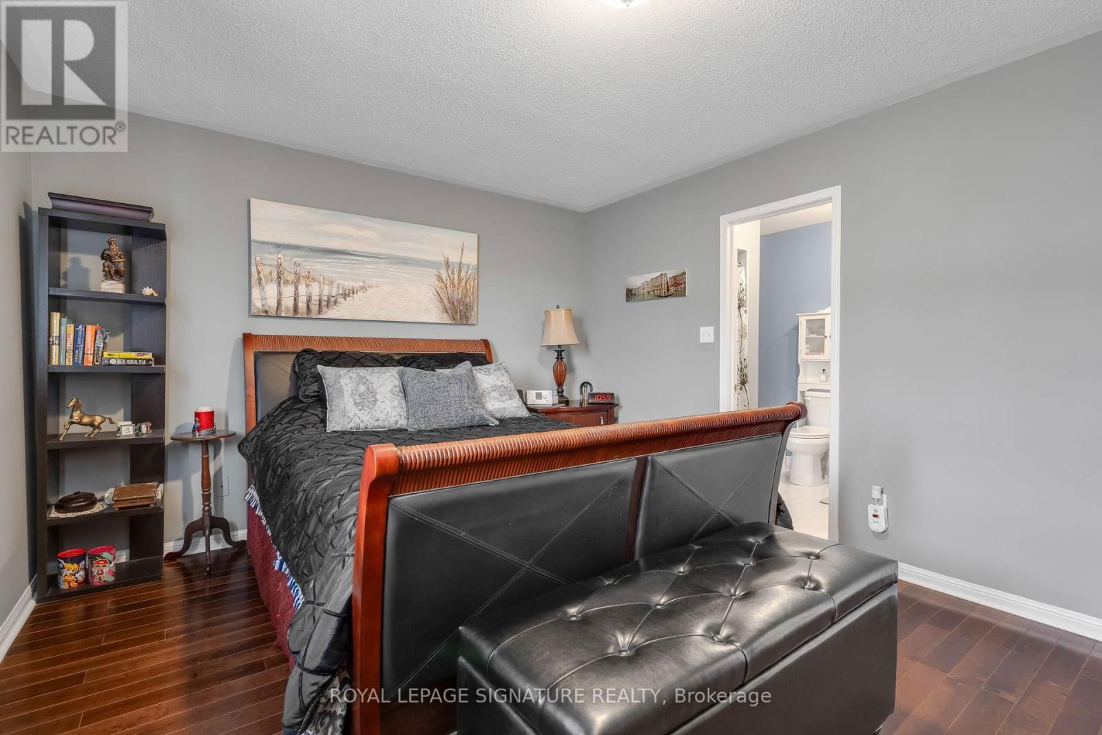20 THIMBLEBERRY STREET Image 18