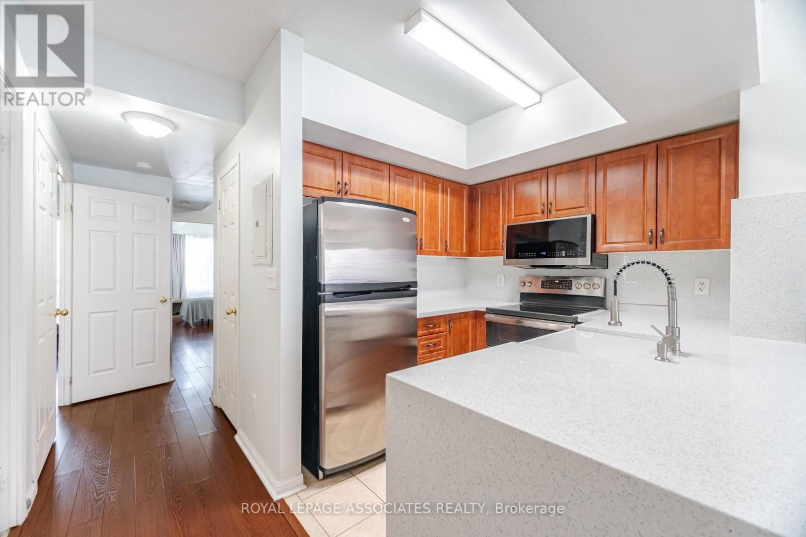 2042 - 3043 FINCH AVENUE WEST Image 11