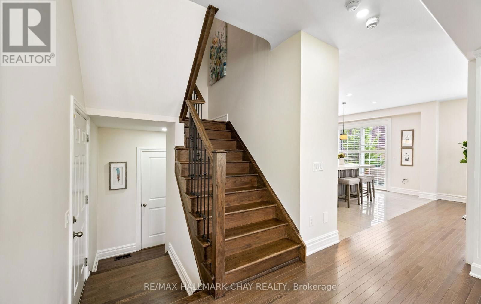 40 HAMILTON COURT Image 29