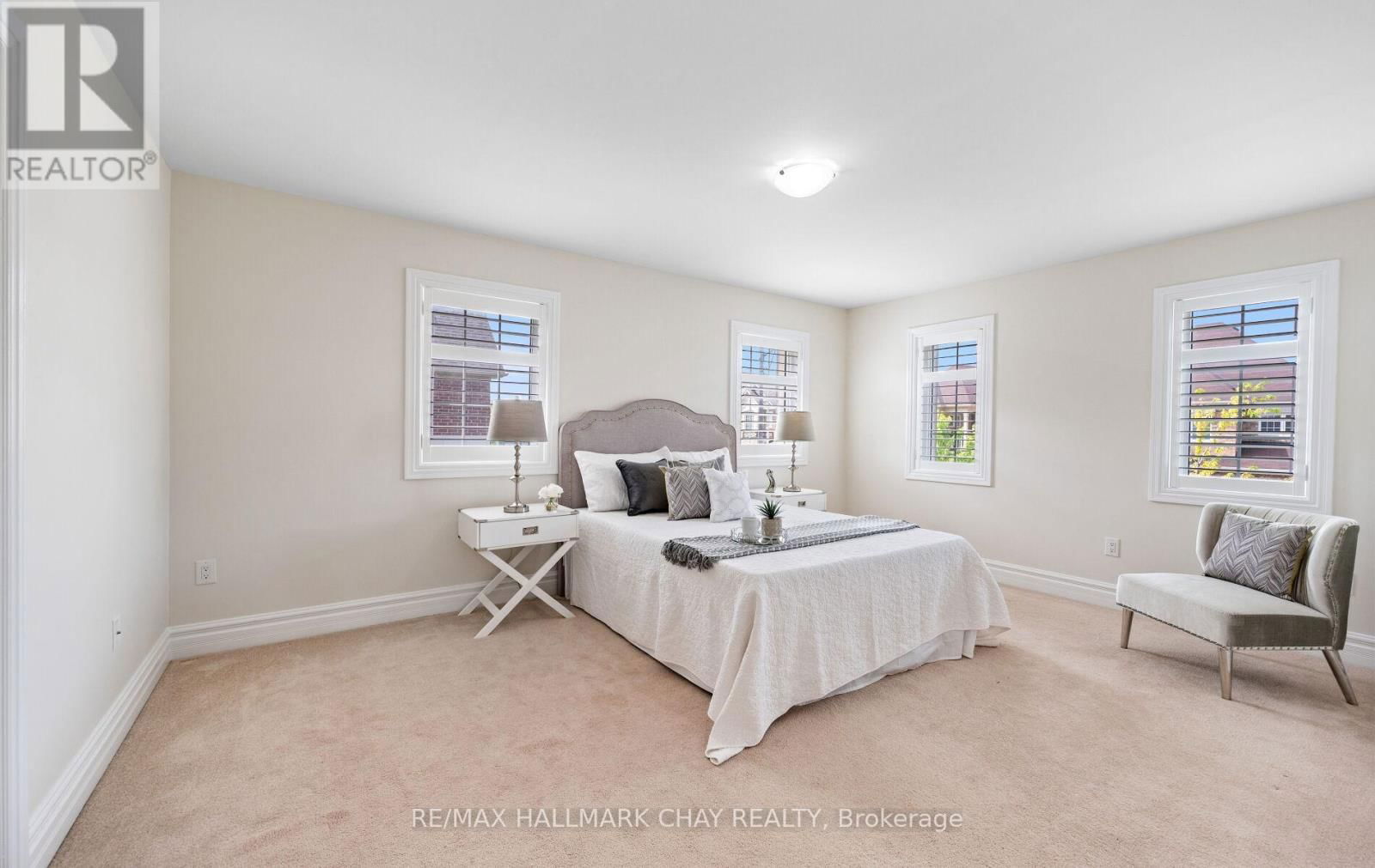 40 HAMILTON COURT Image 33
