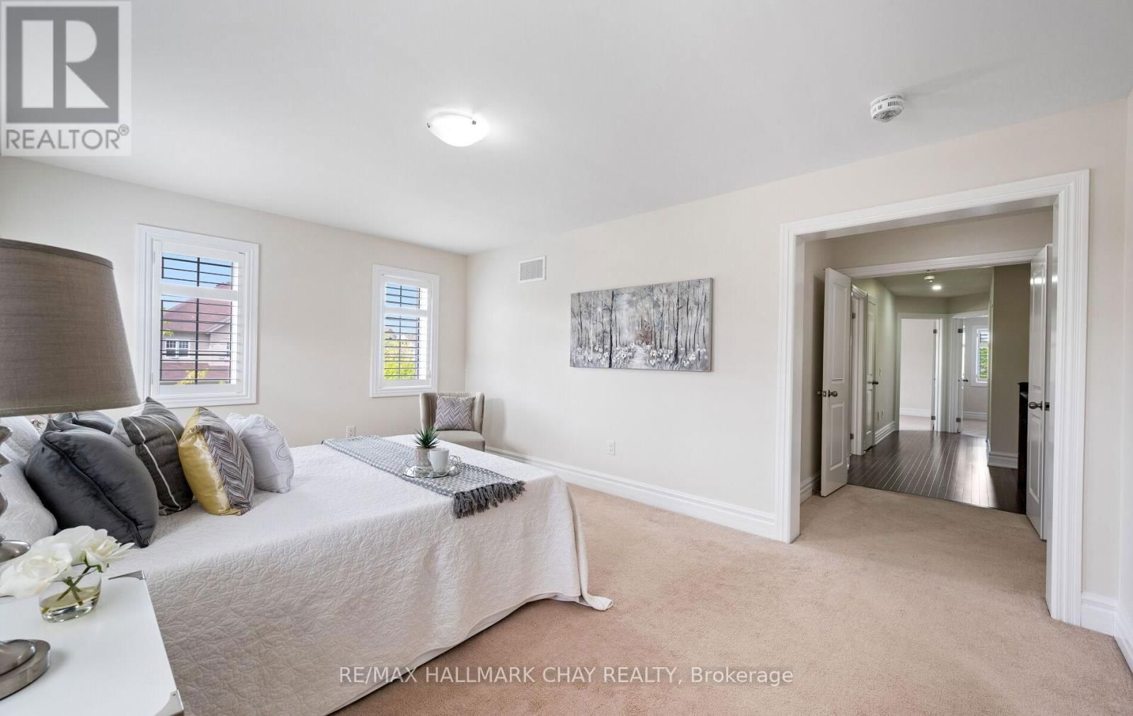 40 HAMILTON COURT Image 35