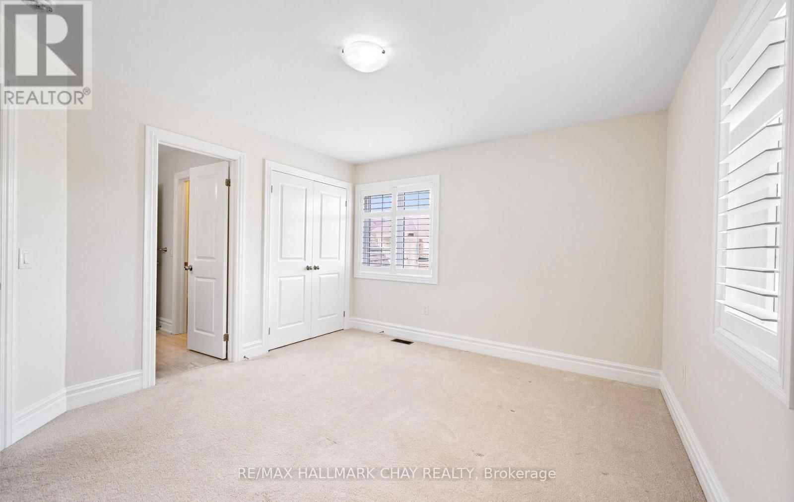 40 HAMILTON COURT Image 41