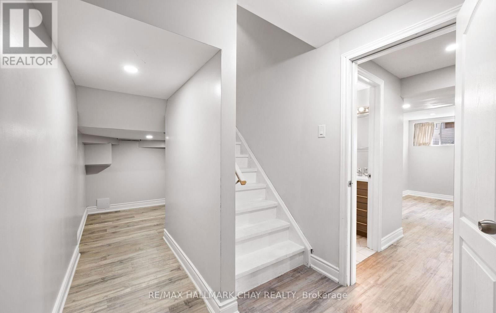 40 HAMILTON COURT Image 42