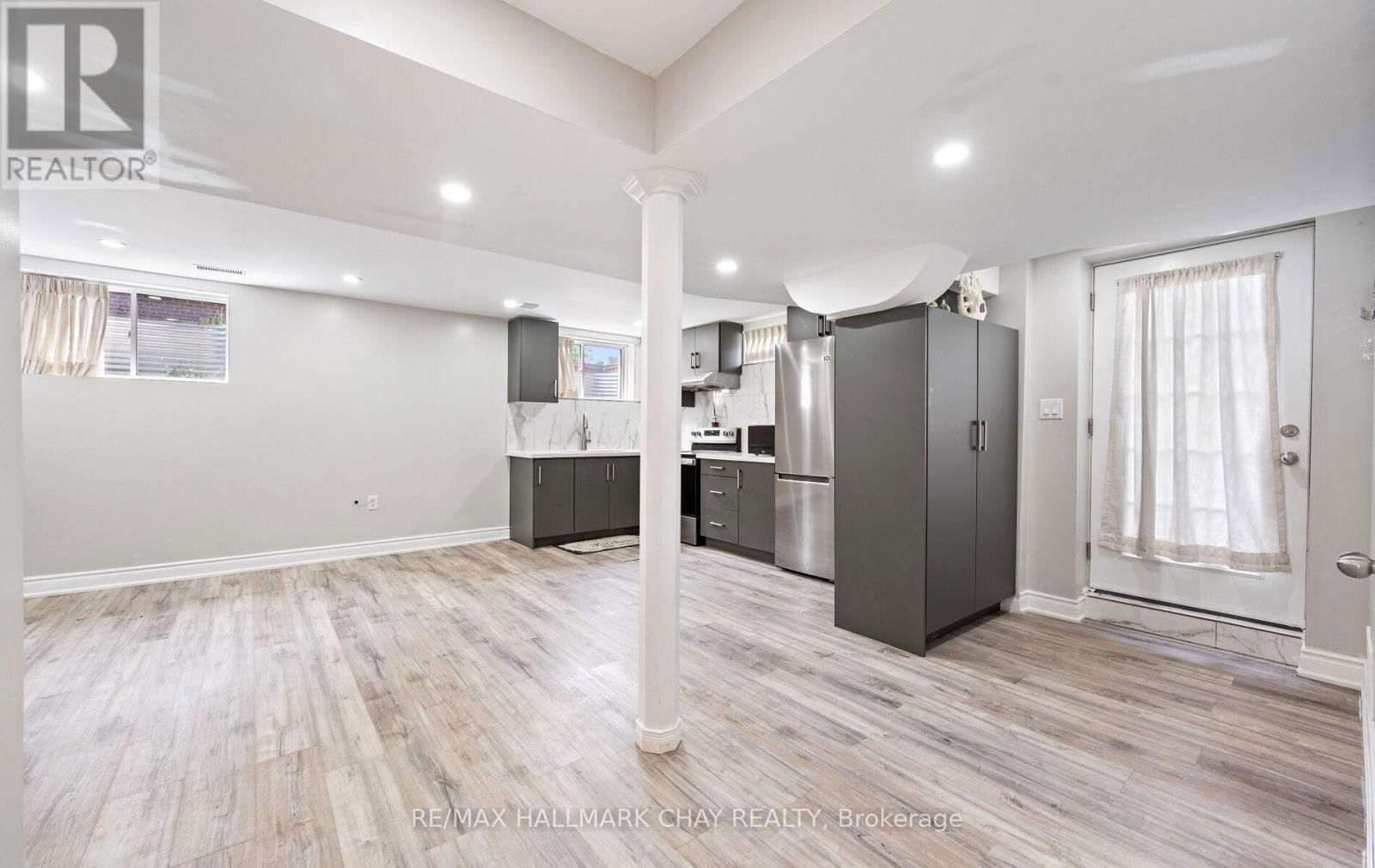 40 HAMILTON COURT Image 43