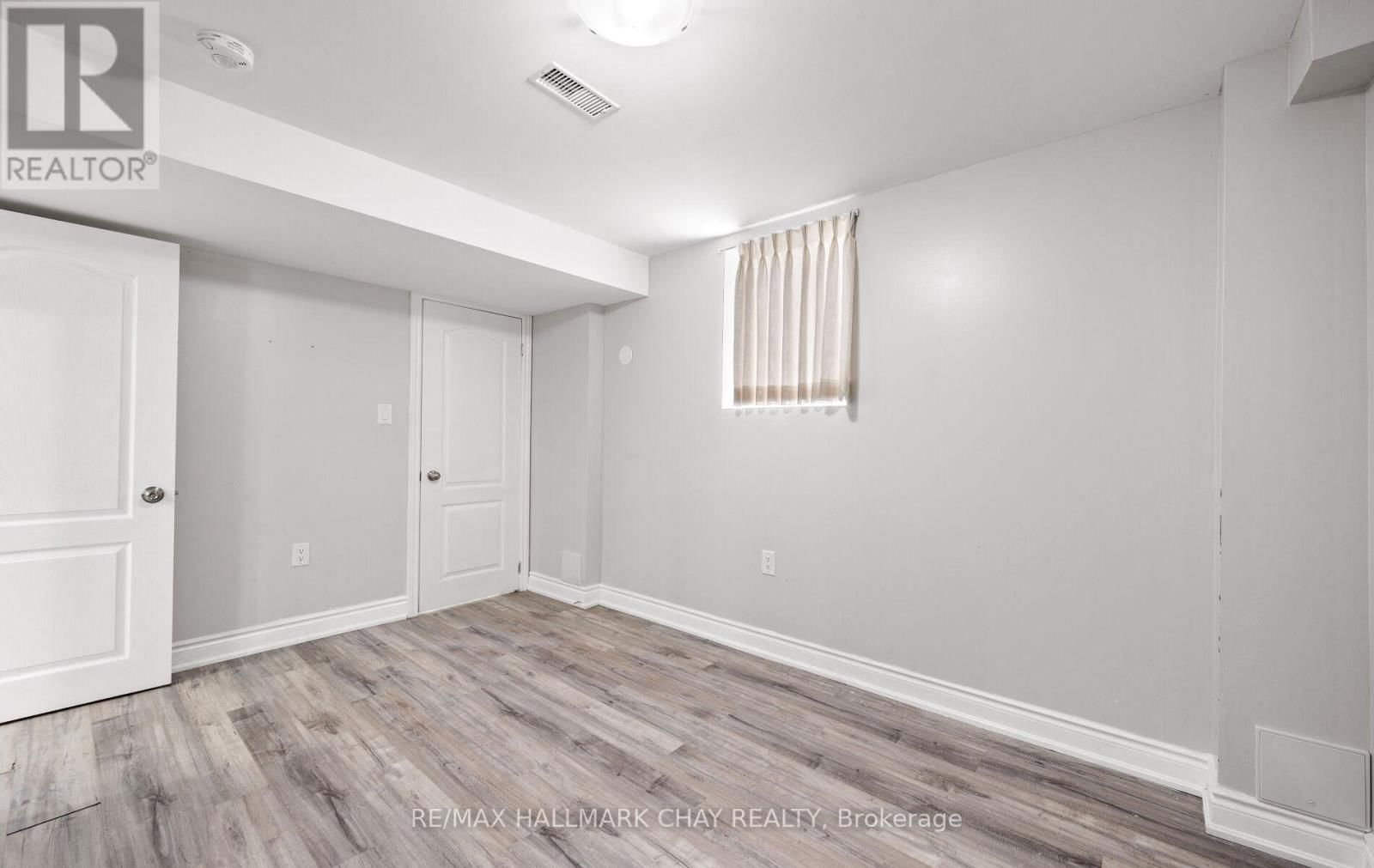 40 HAMILTON COURT Image 48