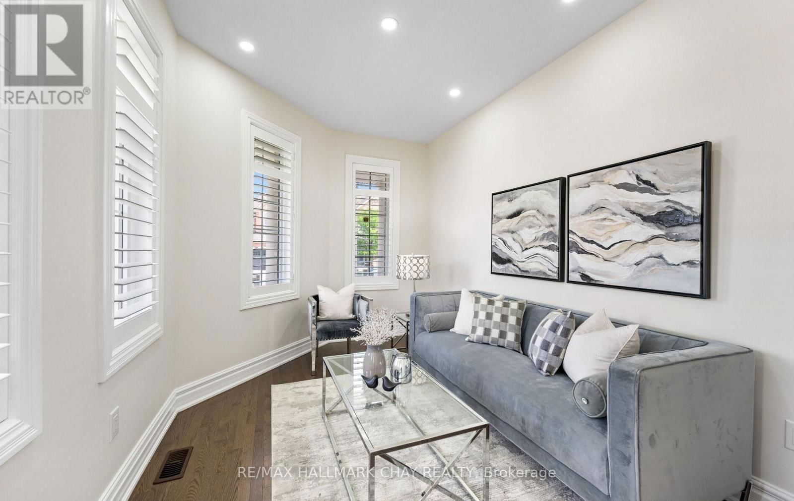 40 HAMILTON COURT Image 9