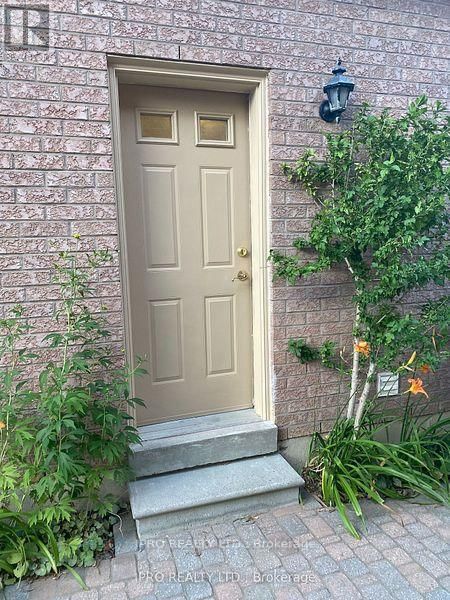 51 BERRYDOWN DRIVE Image 2
