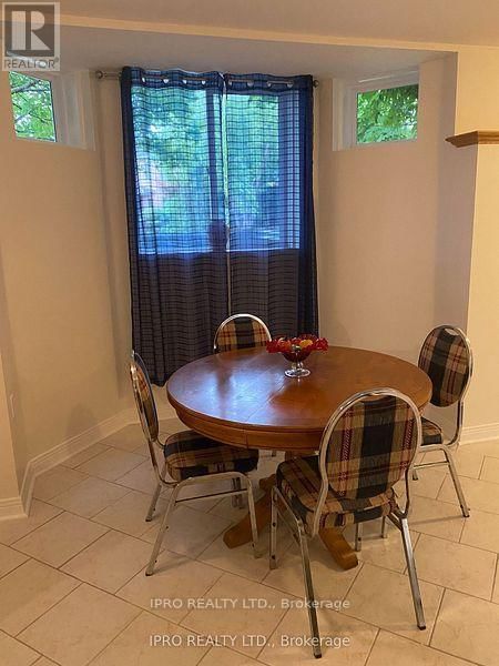 51 BERRYDOWN DRIVE Image 4