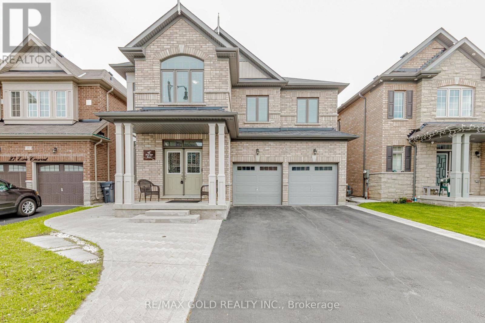 29 EZRA CRESCENT Image 3