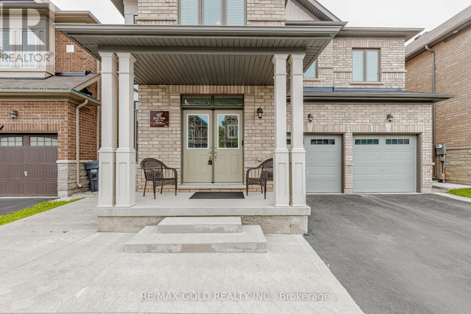 29 EZRA CRESCENT Image 4