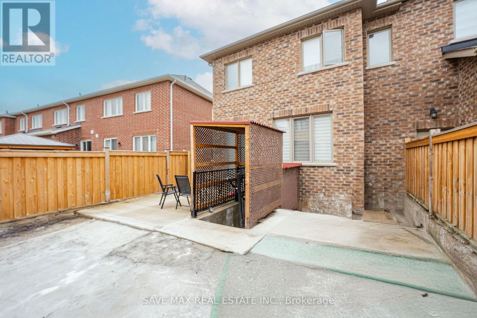 19 BOAT STREET Image 6