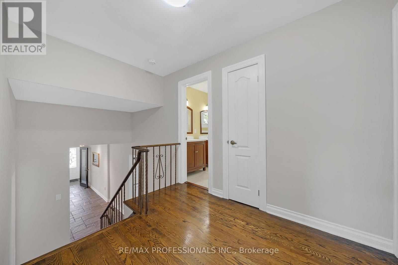 3561 HAVEN GLENN Image 12