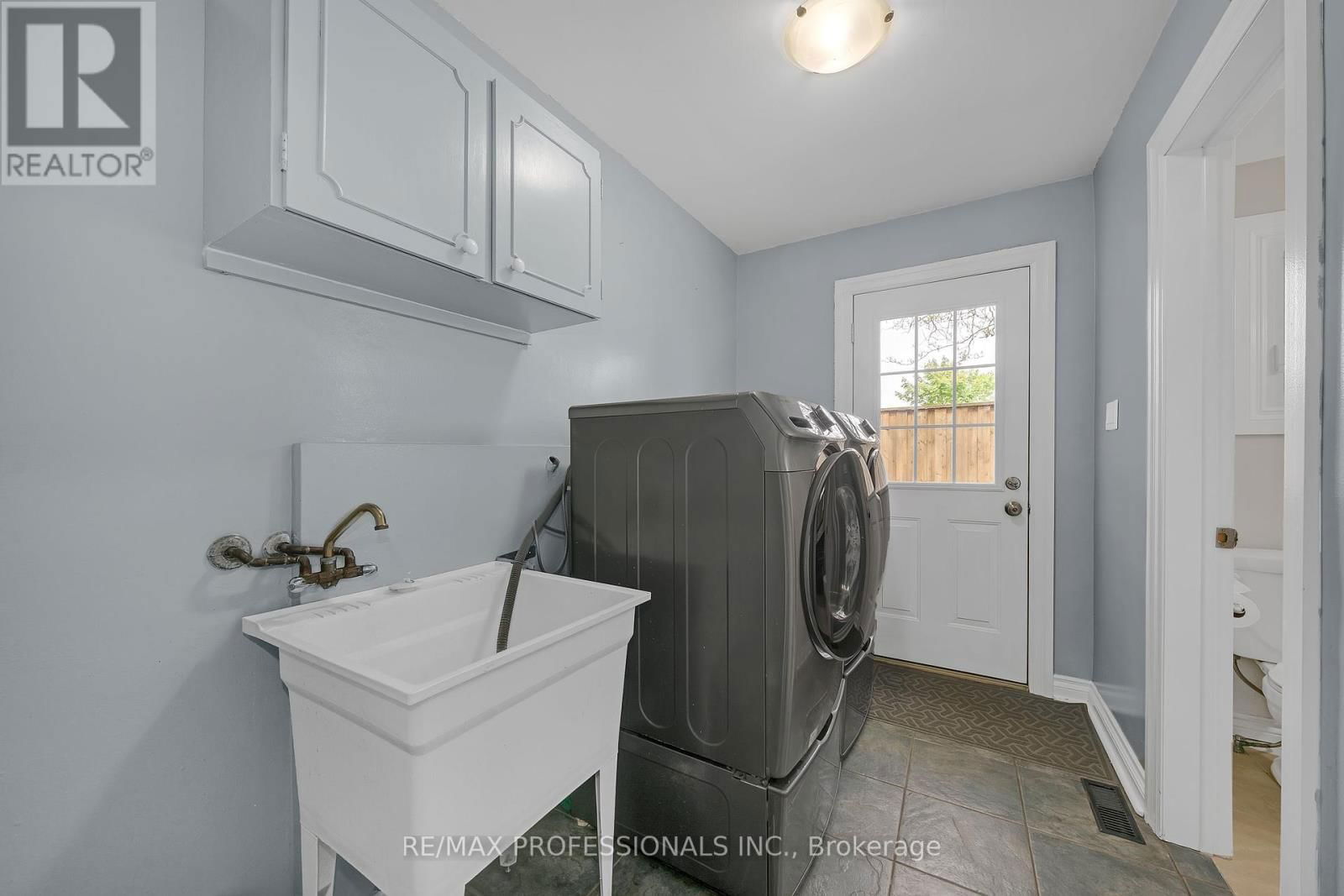 3561 HAVEN GLENN Image 21