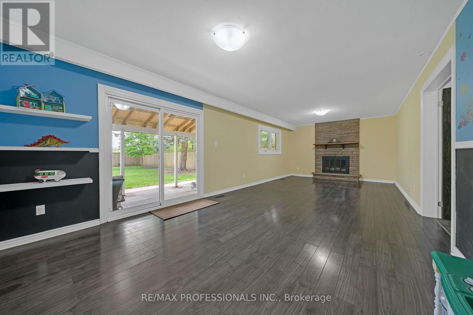 3561 HAVEN GLENN Image 22