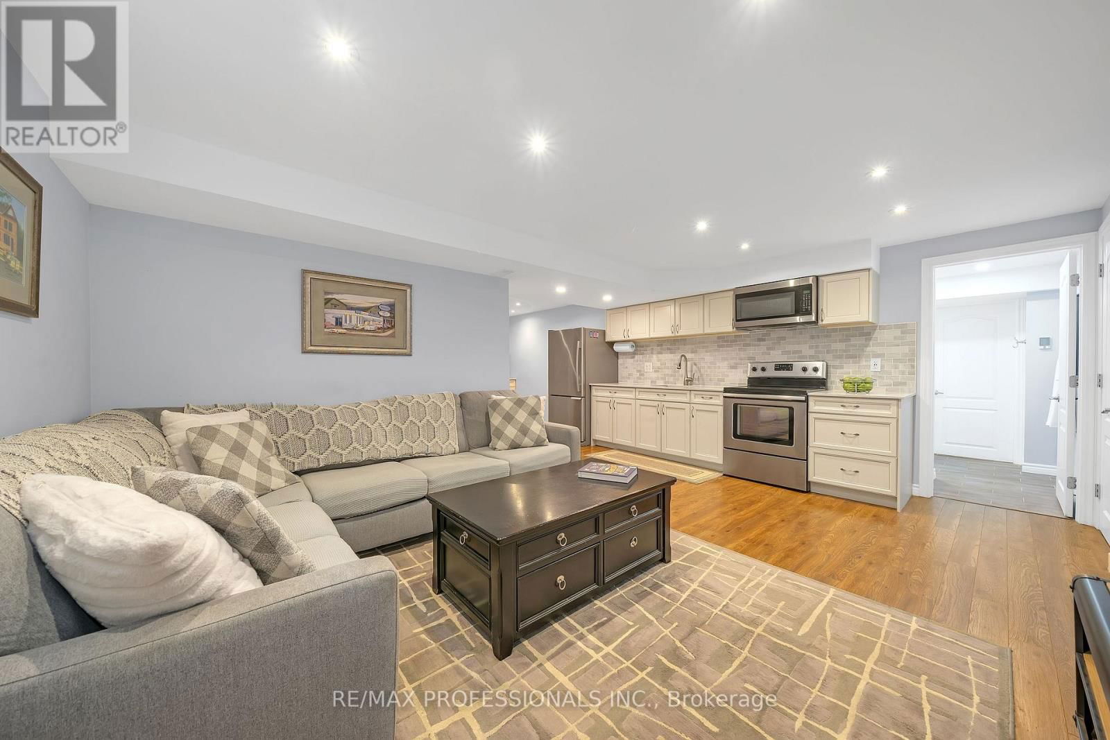 3561 HAVEN GLENN Image 29