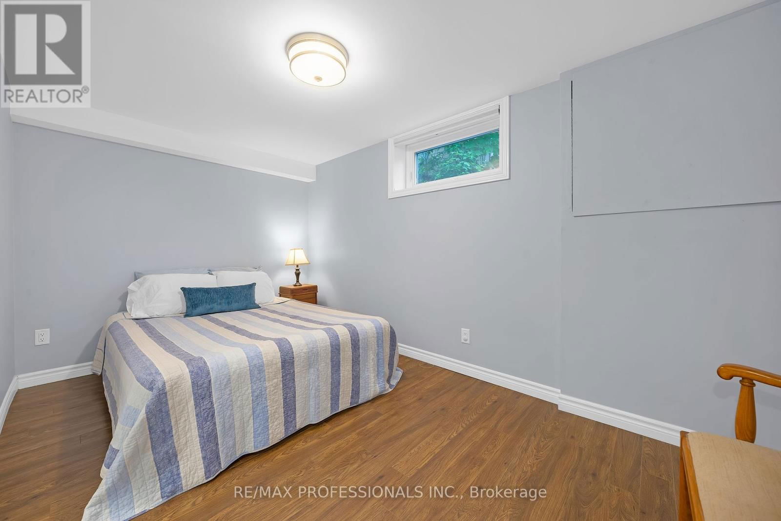 3561 HAVEN GLENN Image 32