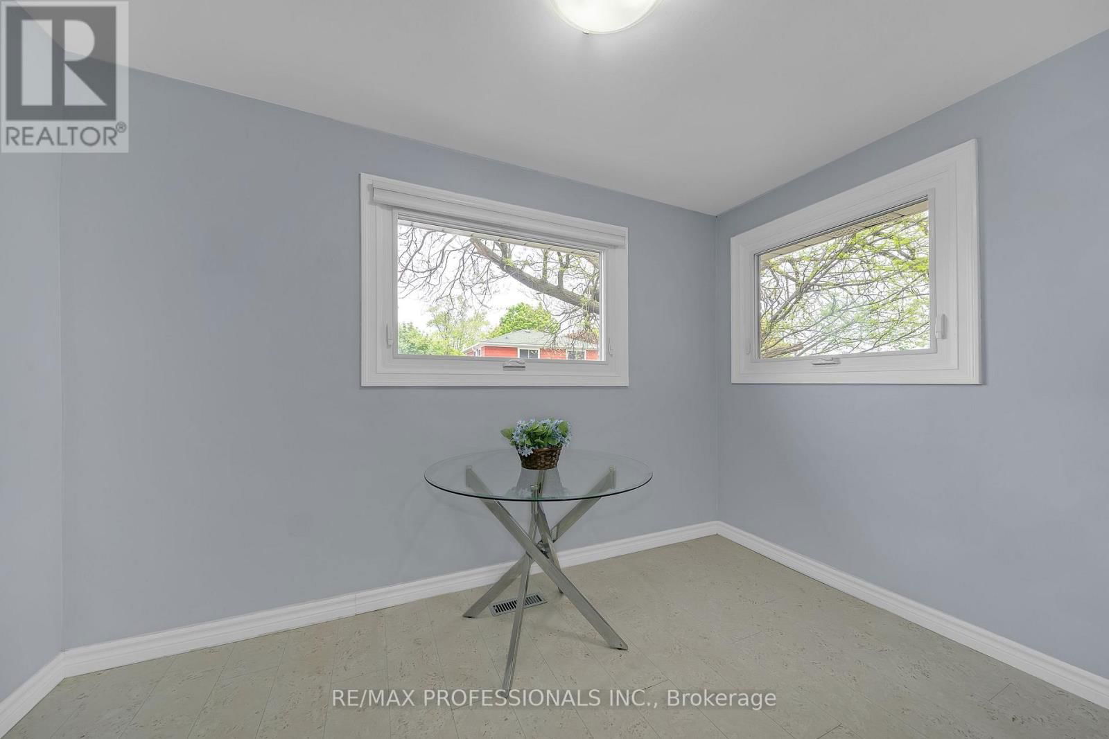 3561 HAVEN GLENN Image 9
