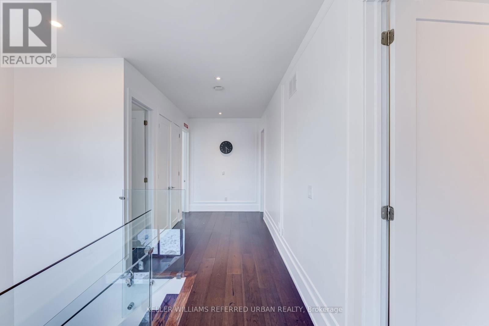 57 AMBLESIDE AVENUE Image 16