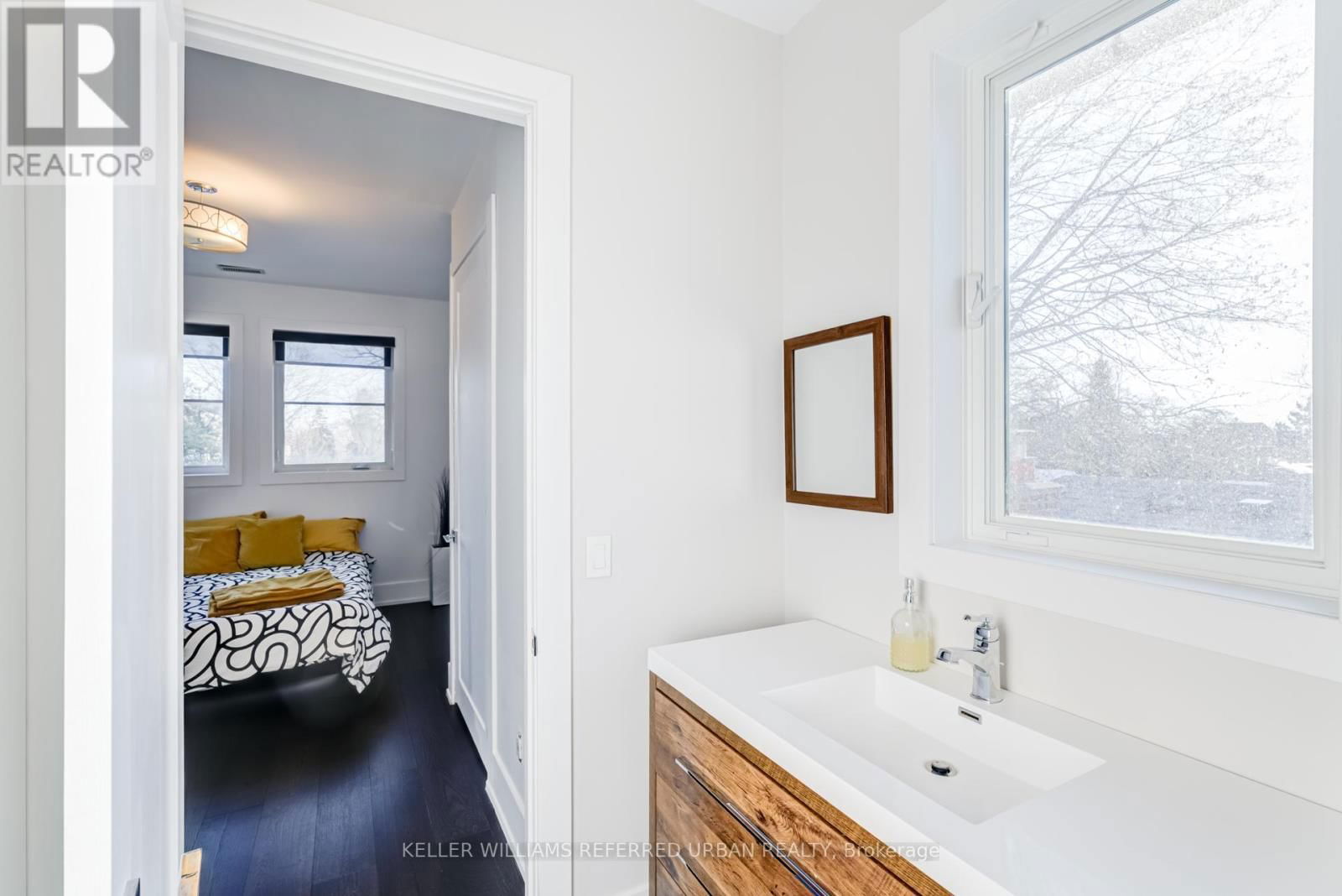 57 AMBLESIDE AVENUE Image 26