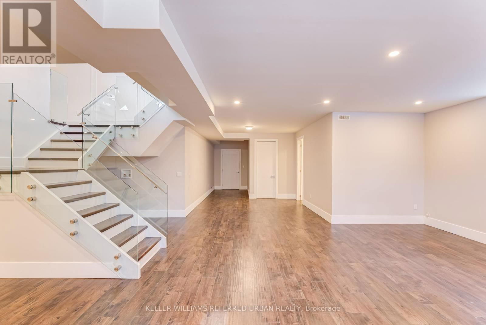 57 AMBLESIDE AVENUE Image 37
