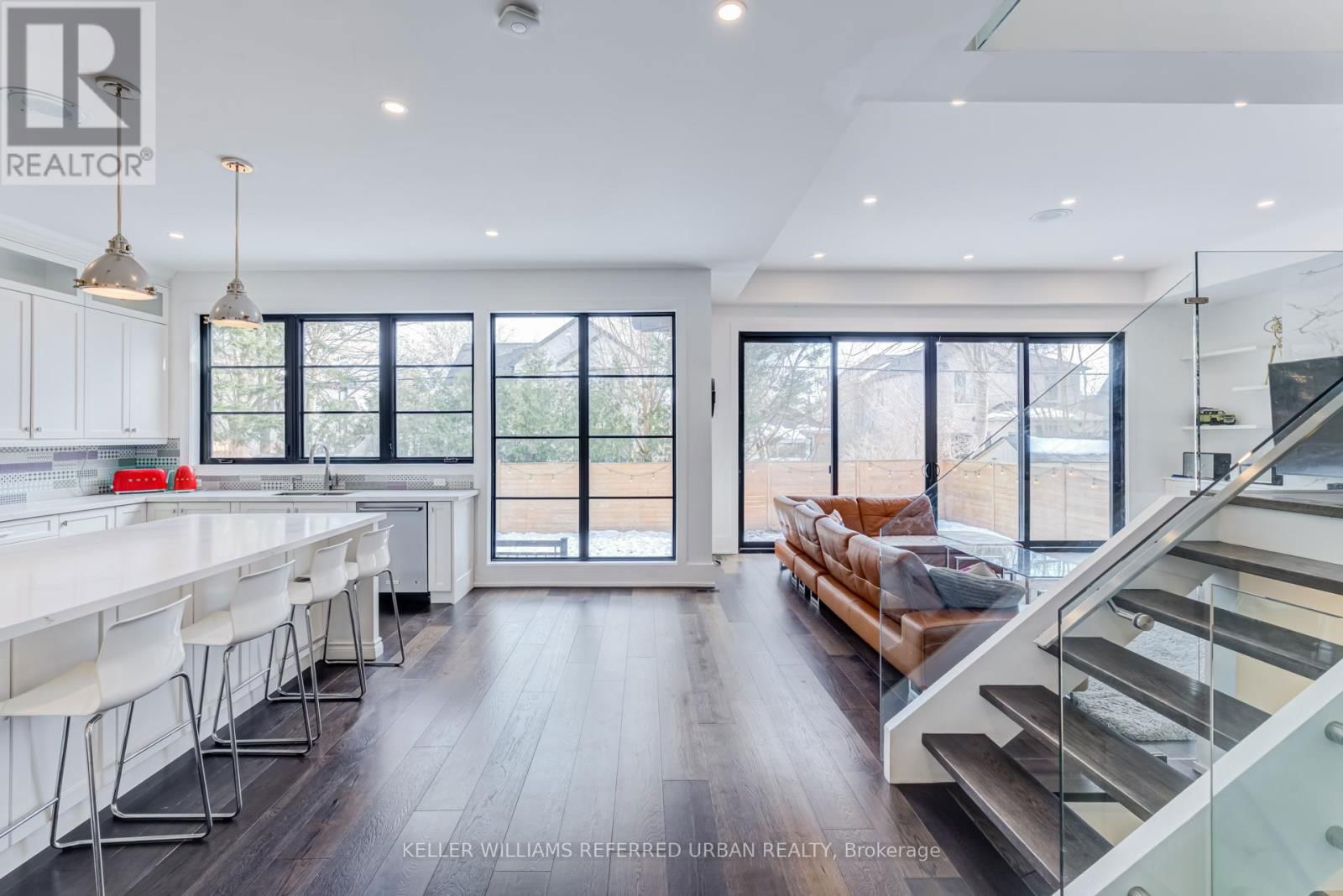 57 AMBLESIDE AVENUE Image 8