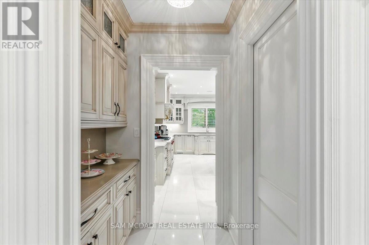 883 PARKLAND AVENUE Image 19