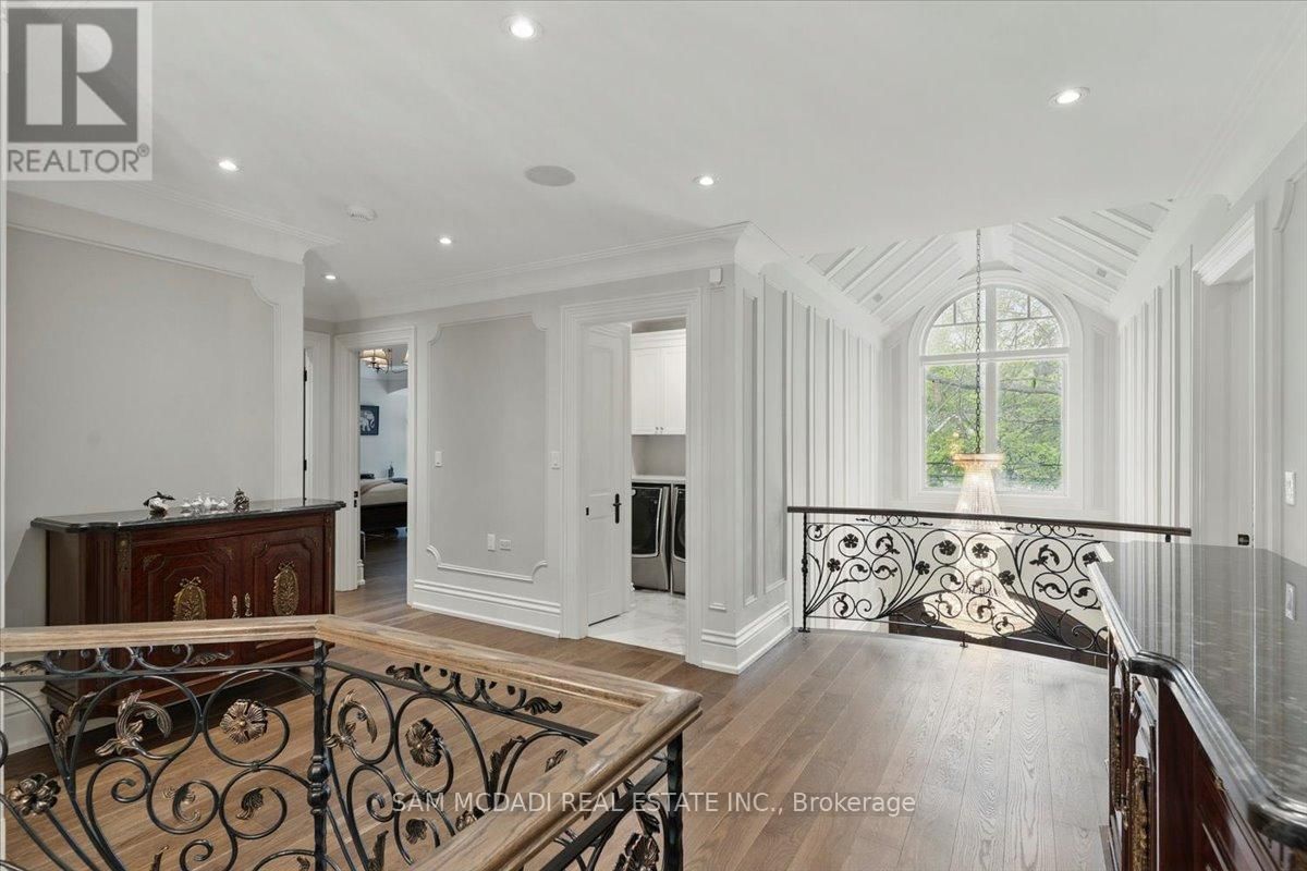 883 PARKLAND AVENUE Image 21