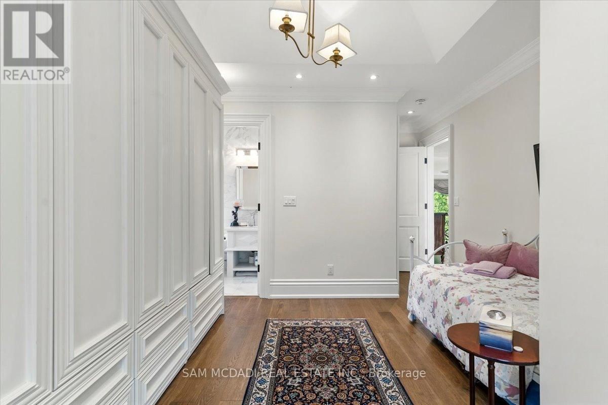 883 PARKLAND AVENUE Image 30