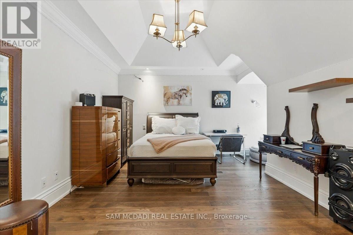 883 PARKLAND AVENUE Image 34