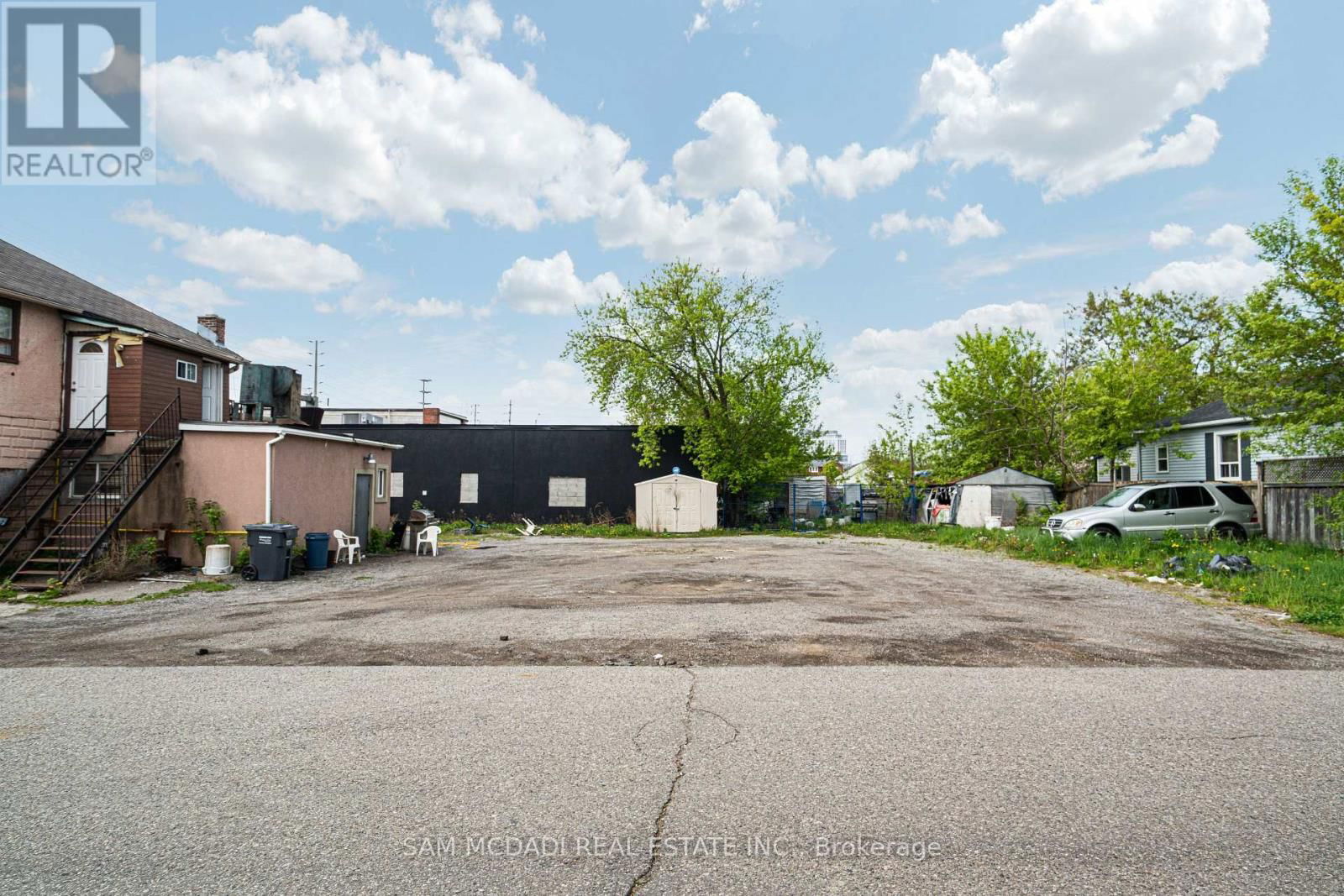 733-735 LAKESHORE ROAD EAST Image 5