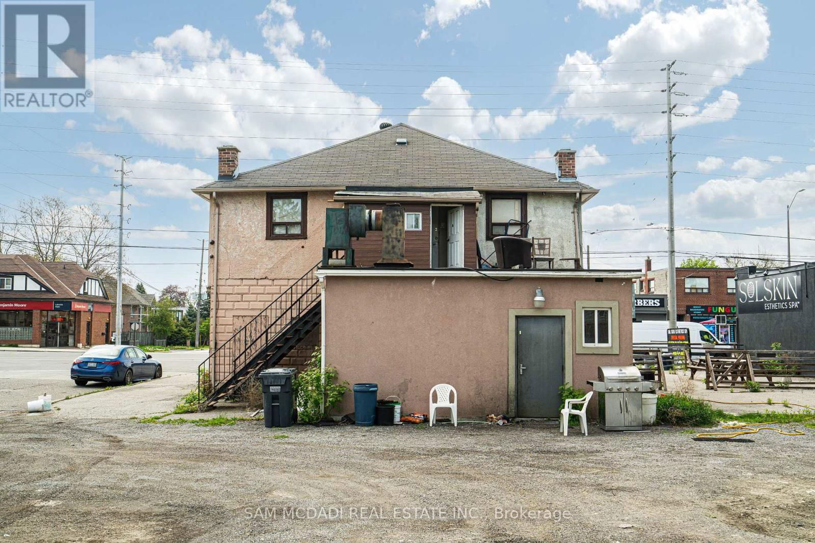 733-735 LAKESHORE ROAD EAST Image 7