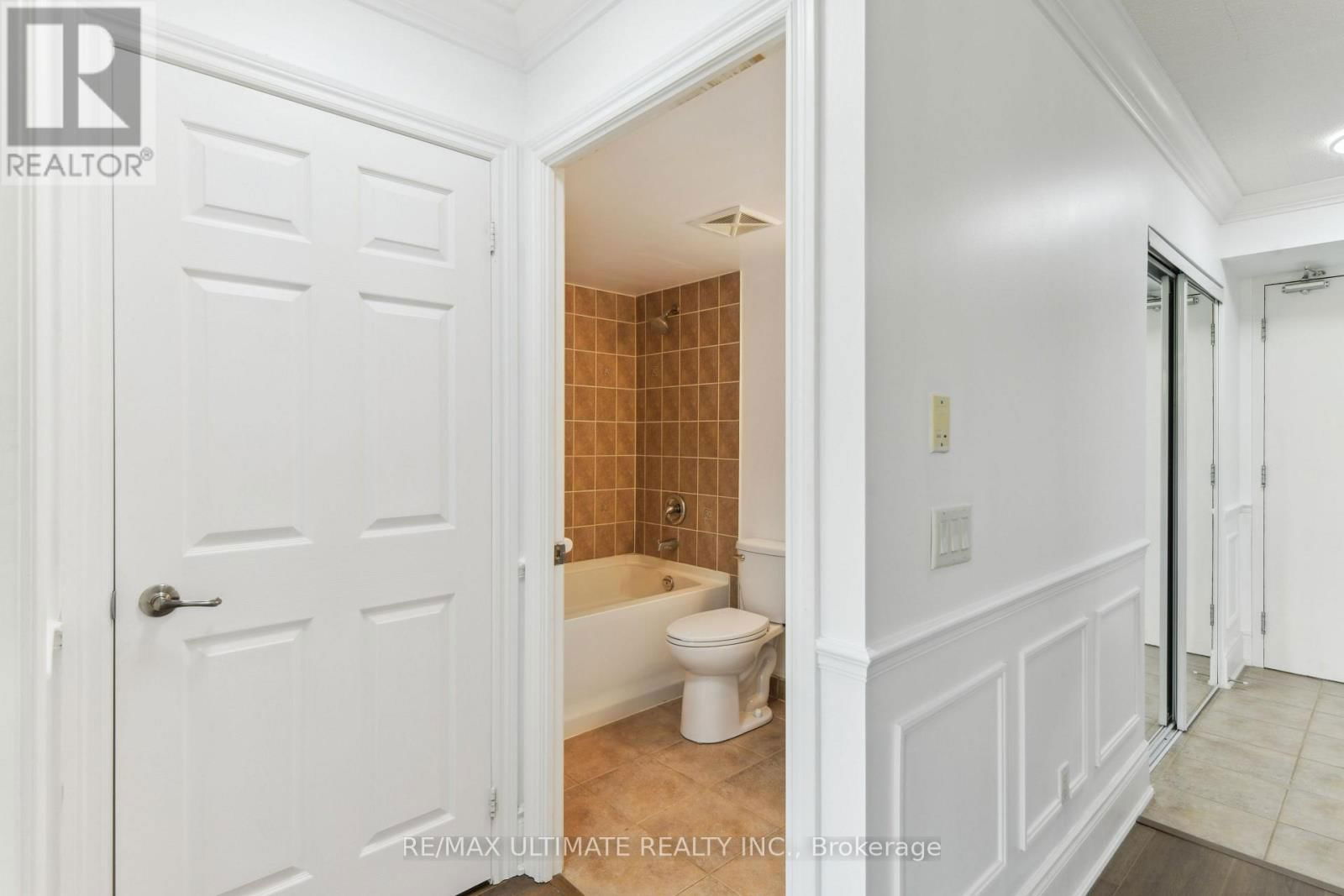 202 - 2325 CENTRAL PARK DRIVE Image 25