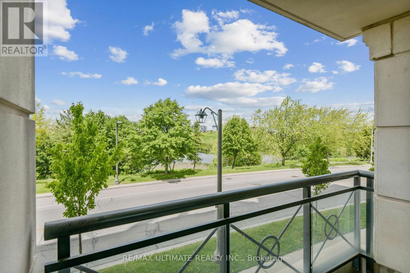 202 - 2325 CENTRAL PARK DRIVE Image 29