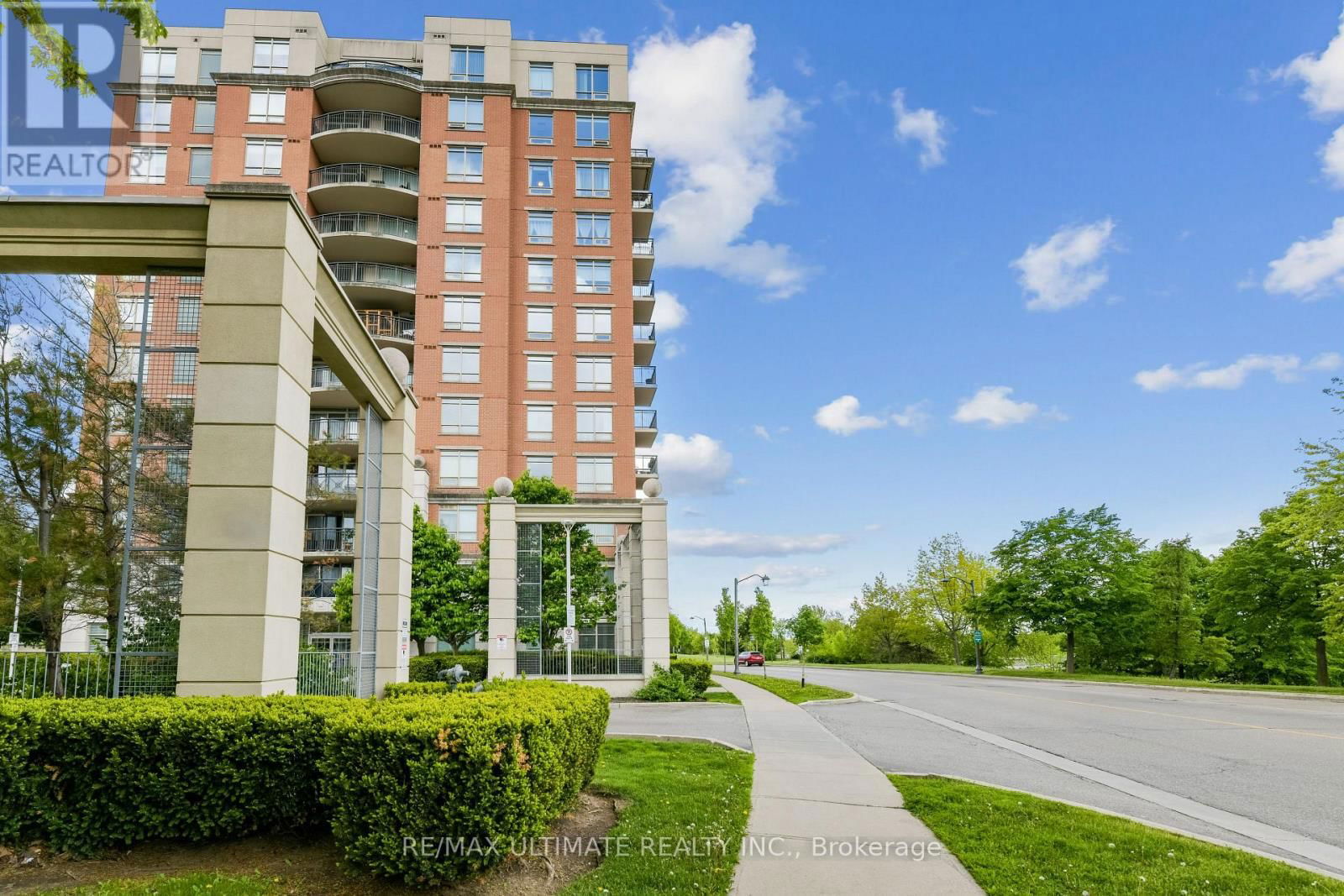 202 - 2325 CENTRAL PARK DRIVE Image 6