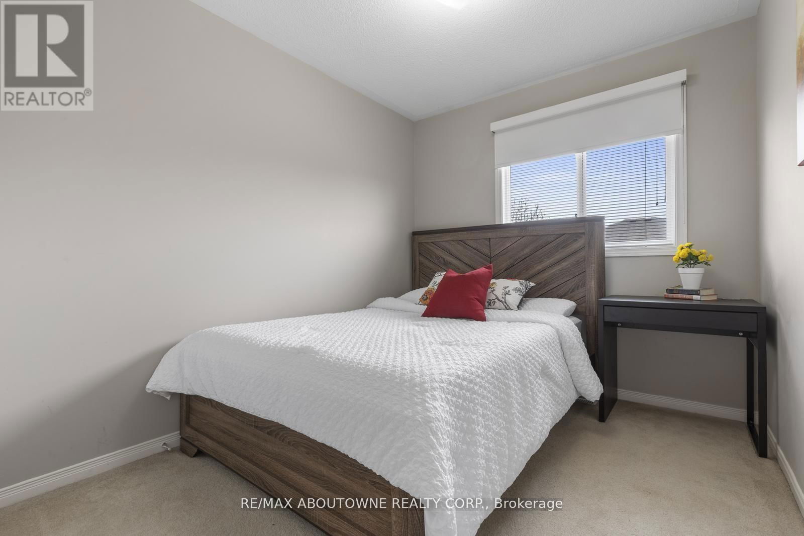 2149 SHORNCLIFFE BOULEVARD Image 20