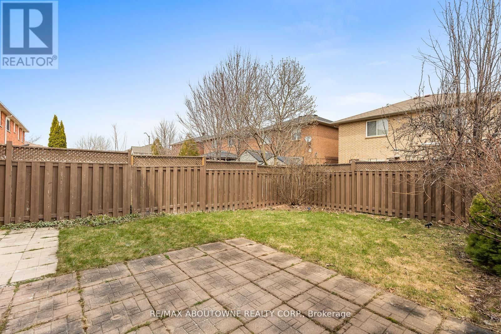 2149 SHORNCLIFFE BOULEVARD Image 24