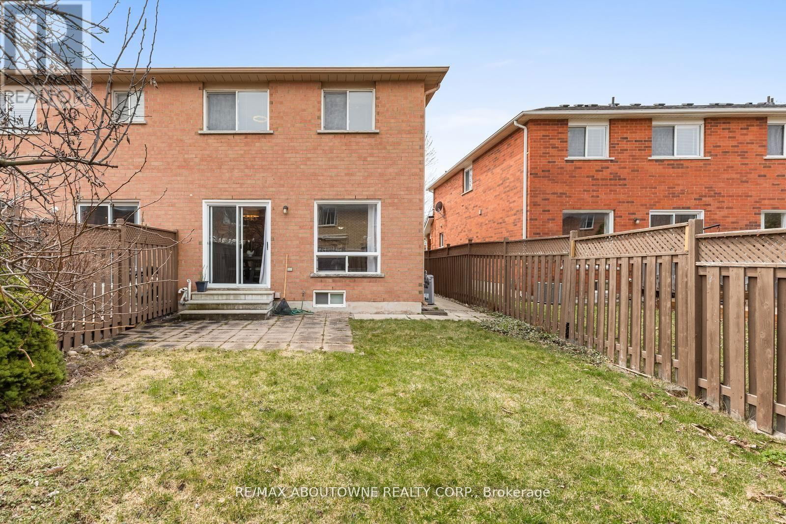 2149 SHORNCLIFFE BOULEVARD Image 25