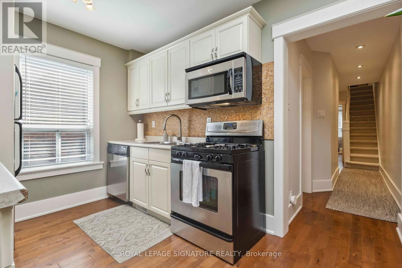 Upper - 50 GALLEY AVENUE Image 13