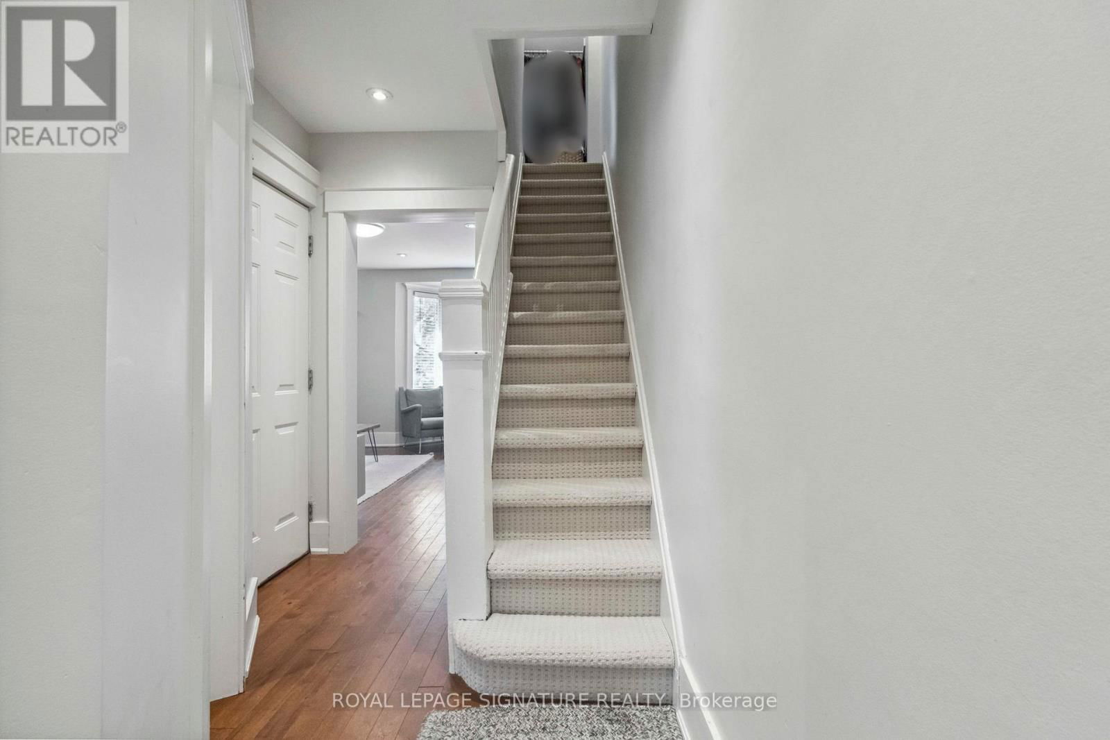Upper - 50 GALLEY AVENUE Image 22