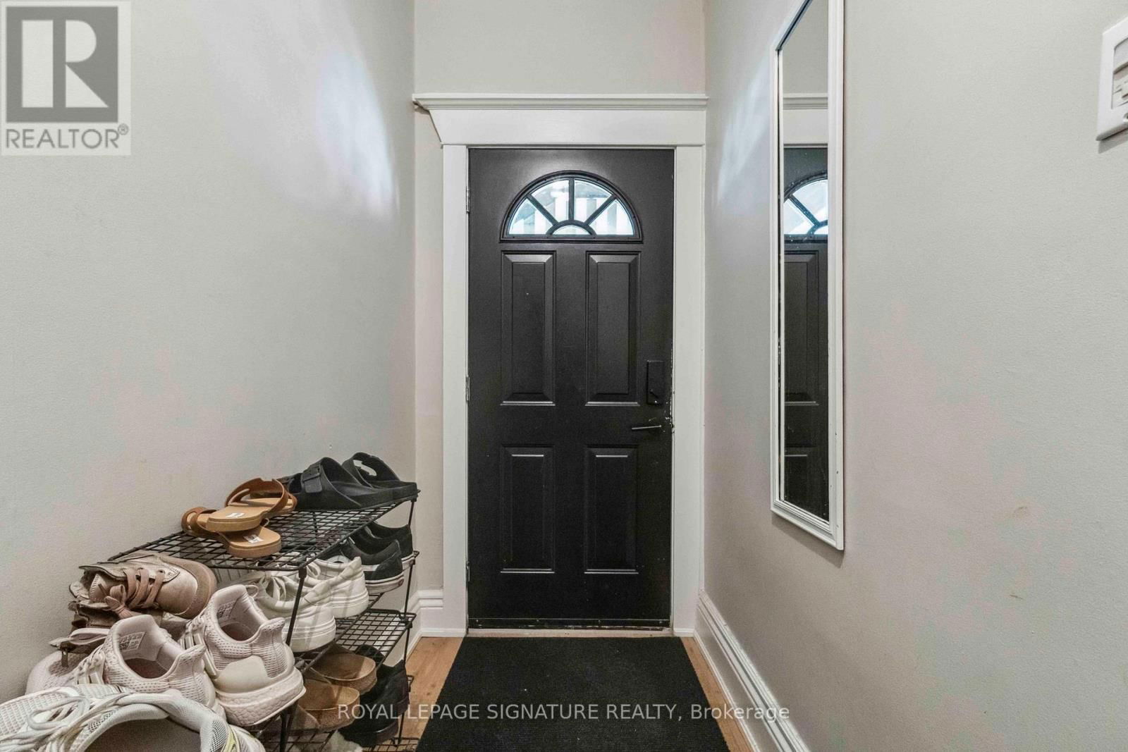 Upper - 50 GALLEY AVENUE Image 4