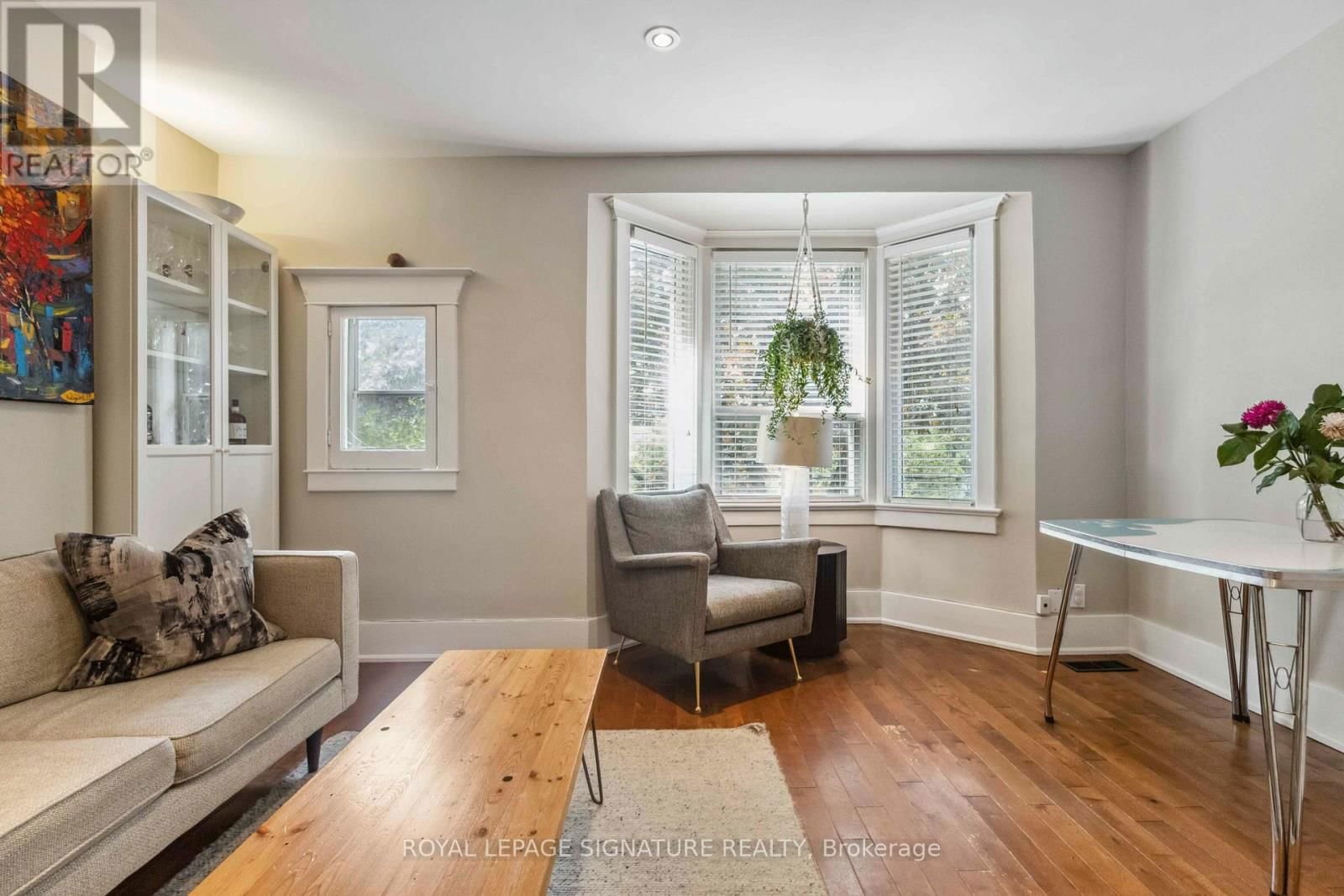 Upper - 50 GALLEY AVENUE Image 9
