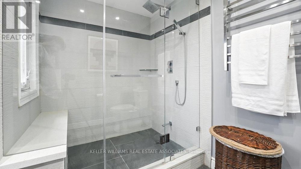599 ASHPRIOR AVENUE Image 29