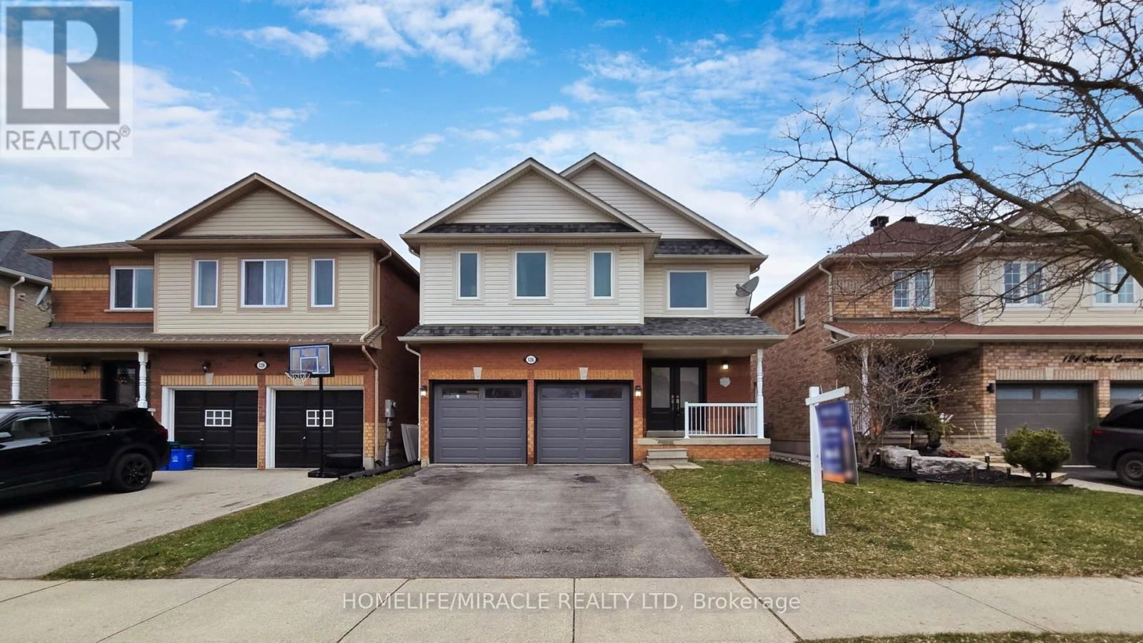 126 MOWAT CRESCENT Image 1