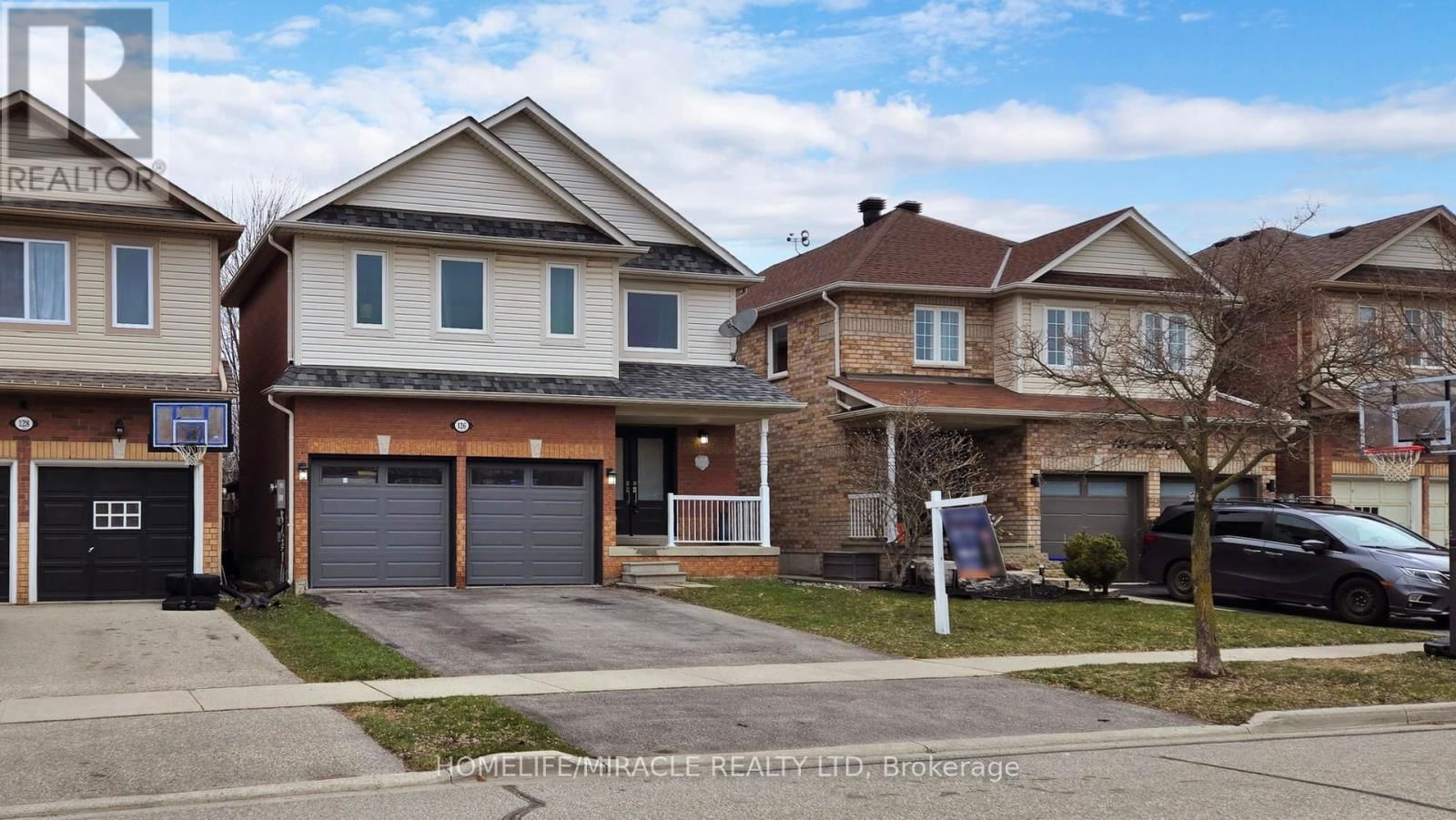 126 MOWAT CRESCENT Image 2