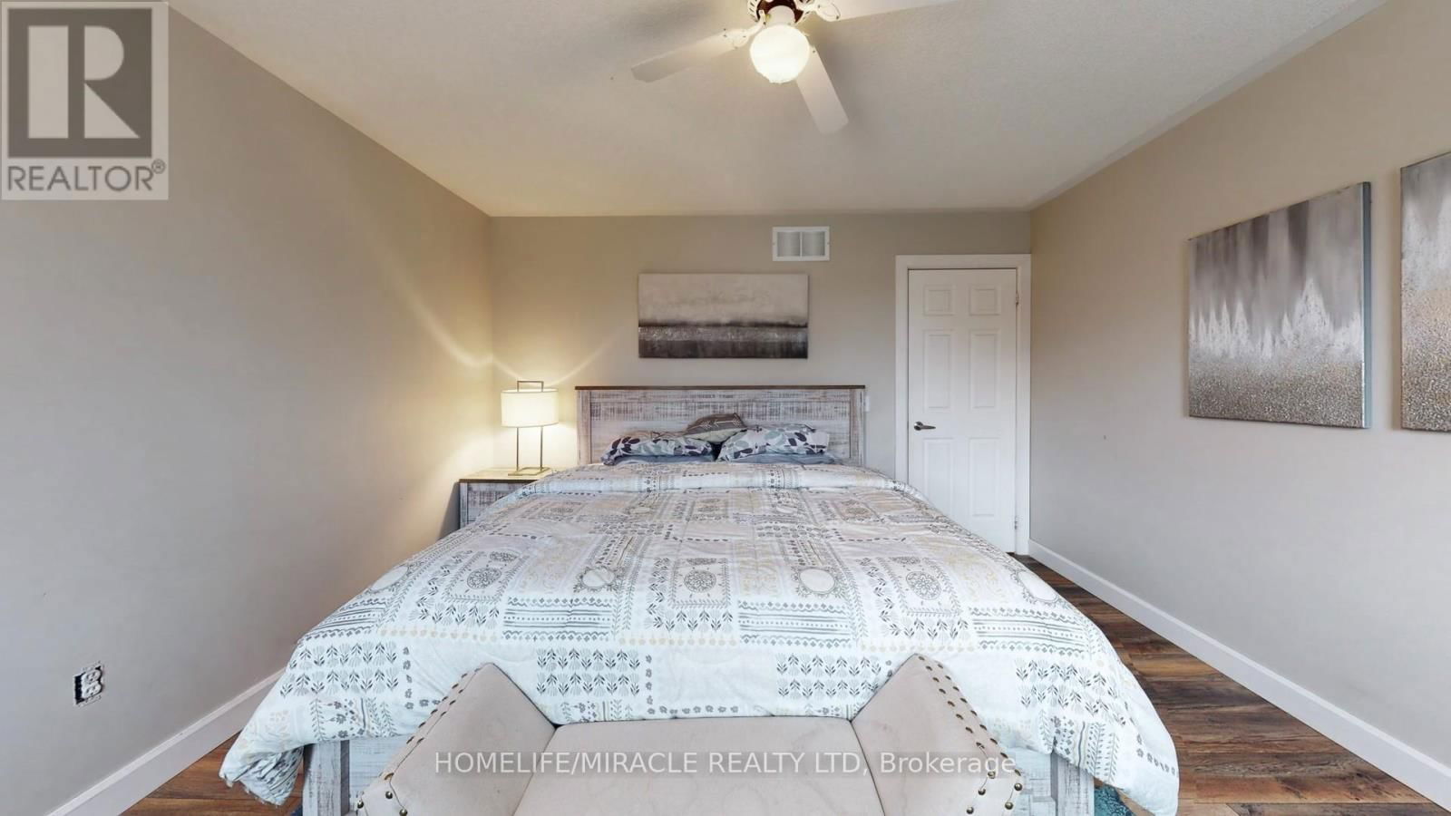 126 MOWAT CRESCENT Image 24