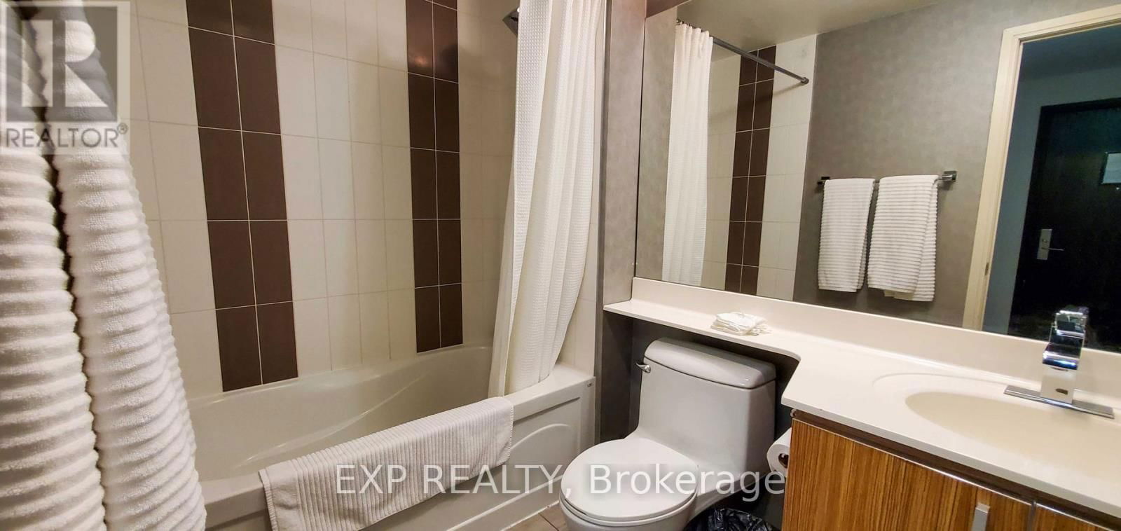 3303 - 80 ABSOLUTE AVENUE Image 32