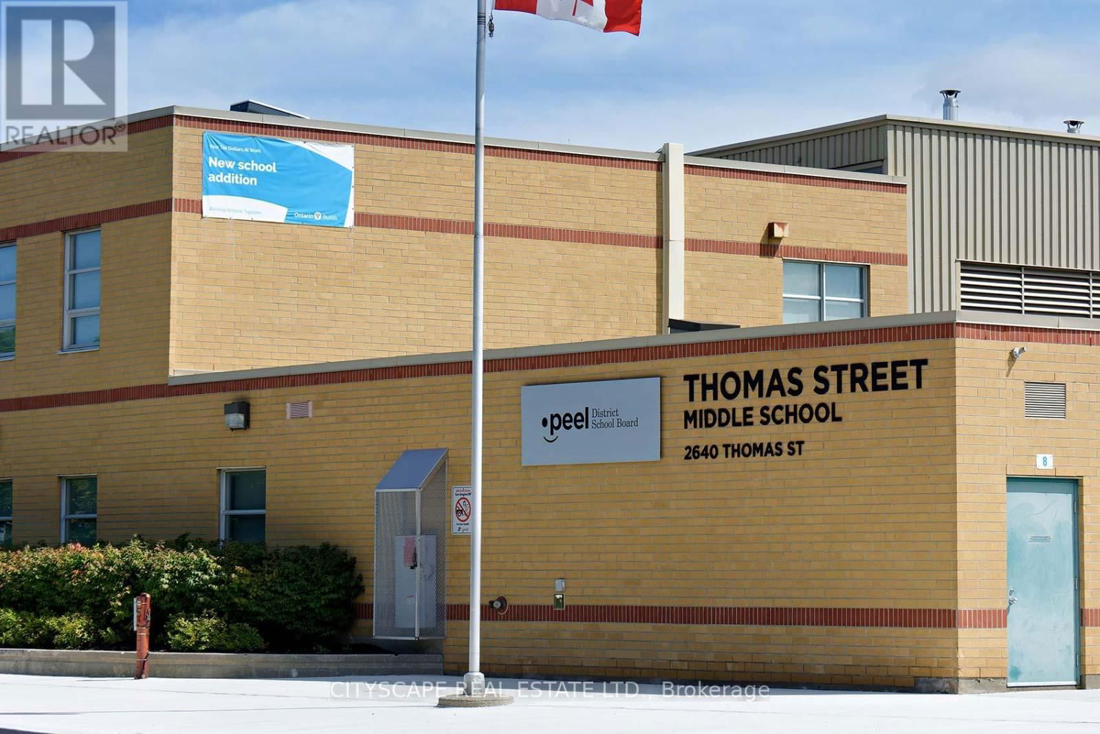 1805 - 4675 METCALFE AVENUE Image 38